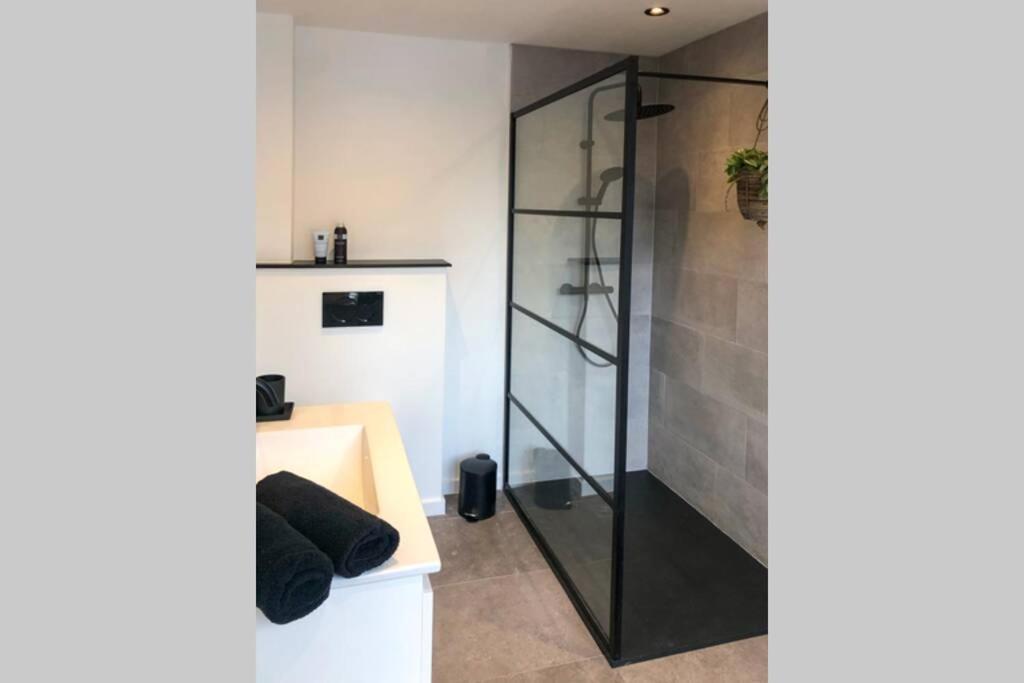 Cabine D'O - Nieuw Appartement Dichtbij Zee! ออสเทนด์ ภายนอก รูปภาพ